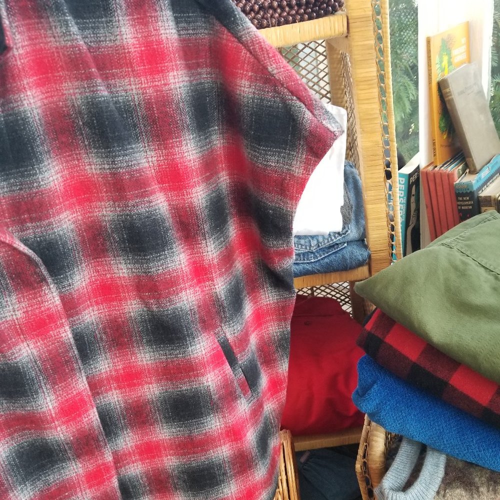 Eddie Bauer Flannel Poncho - Picture 5 of 6